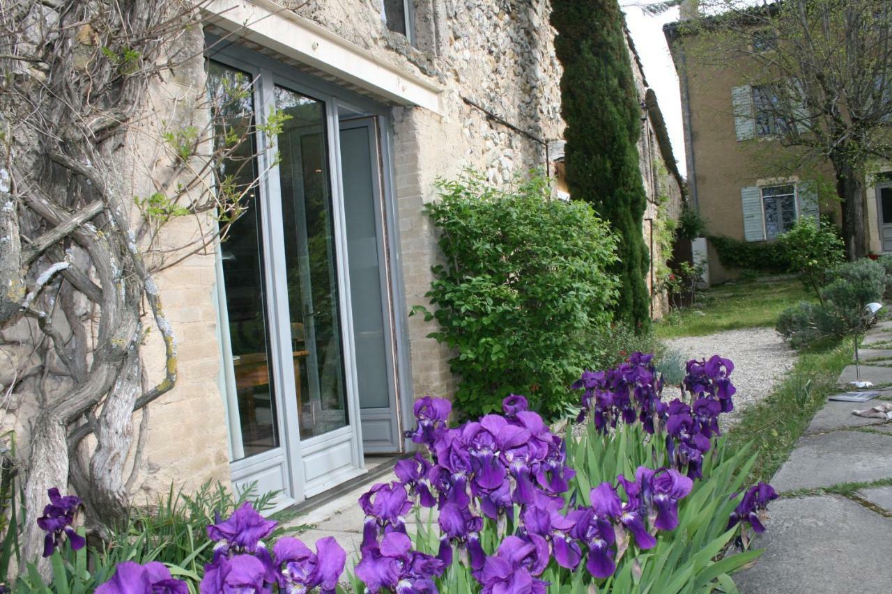 Le Domaine Des Rouges Queues Guest house Chateaudouble (Drome)