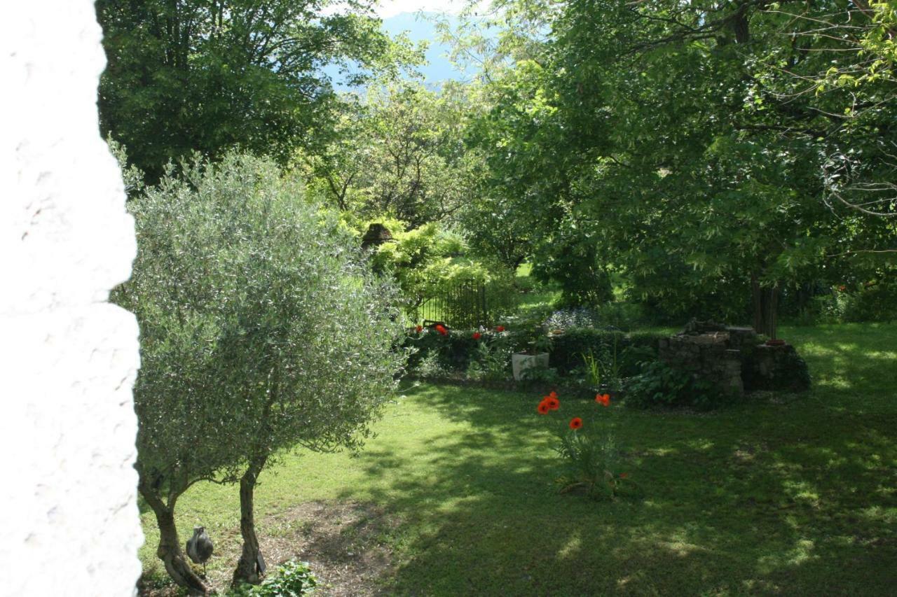 Le Domaine Des Rouges Queues Guest house *